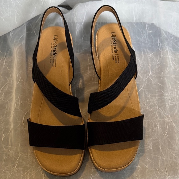 Life Stride Black and Tan Women's Sandals - Picture 1 of 4